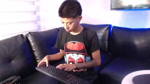 Snapshot of tessachains chatting on 01-13-26, 04:12 tessachains online show from 01-13-26, 04:12