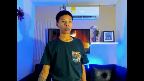 Snapshot of tessachains chatting on 01-15-26, 02:05 tessachains online show from 01-15-26, 02:05