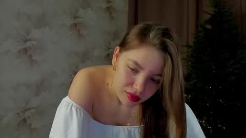 Snapshot of tessadavidson chatting on 12-16-25, 04:39 Tessa online show from 12-16-25, 04:39