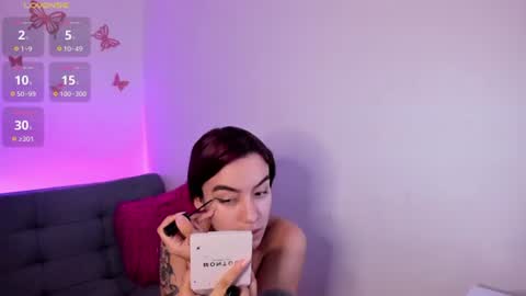 Tessa foxie      online show from 07-22-26, 12:30