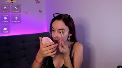 Tessa foxie      online show from 07-24-26, 12:36