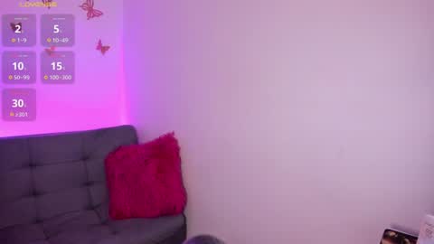 Tessa foxie      online show from 07-30-26, 12:37