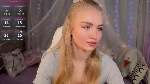 TessaHamilton online show from 01-14-26, 07:14