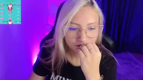 Tessy online show from 12-19-24, 08:34