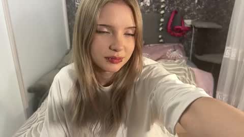 tessiebe online show from 03-12-26, 03:29