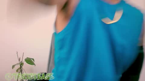 Milo online show from 12-16-25, 05:40