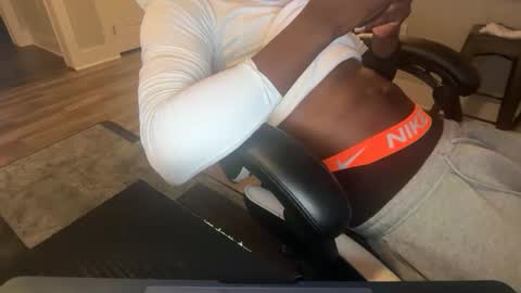 Snapshot of tevvdaren chatting on 06-11-26, 03:59 tevvdaren online show from 06-11-26, 03:59