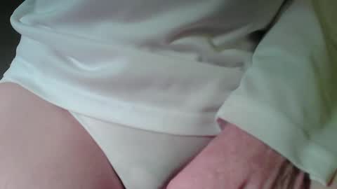 Snapshot of texan2020 chatting on 01-10-25, 02:34 texan2020 online show from 01-10-25, 02:34