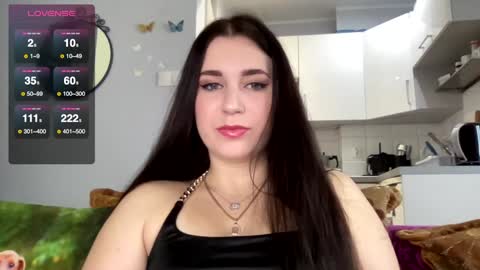 Teylor online show from 12-11-24, 01:06