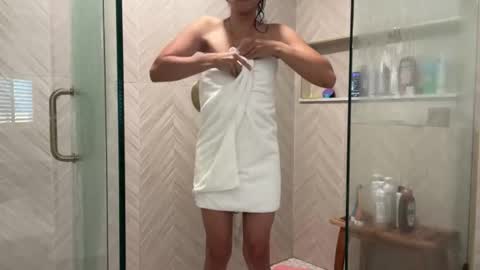 Snapshot of tgirltoesx chatting on 11-10-25, 07:46 babygirlmami online show from 11-10-25, 07:46