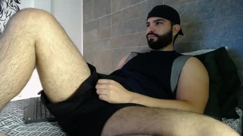 th1ago828986 online show from 04-14-26, 02:17