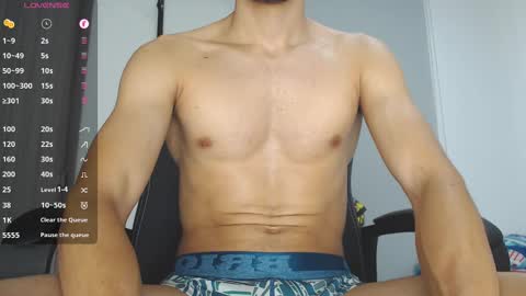 Snapshot of th_russ chatting on 12-04-24, 01:09 INSTAGRAM Th1rss online show from 12-04-24, 01:09