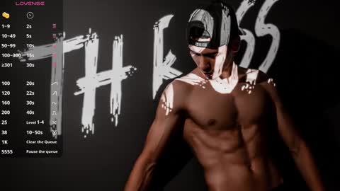 Snapshot of th_russ chatting on 01-20-25, 04:12 INSTAGRAM Th1rss online show from 01-20-25, 04:12