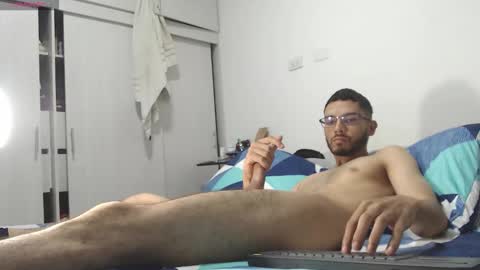 Snapshot of th_russ chatting on 02-07-26, 05:05 INSTAGRAM Th1rss online show from 02-07-26, 05:05