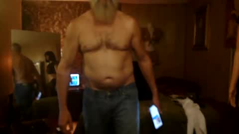 Snapshot of tha_commander69 chatting on 12-13-24, 05:10 tha Commander69 online show from 12-13-24, 05:10