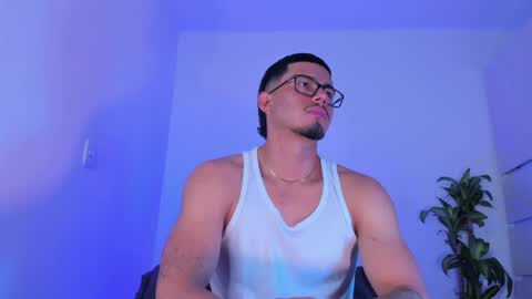 Snapshot of thadeo_king chatting on 05-09-26, 02:06 thadeo_king online show from 05-09-26, 02:06