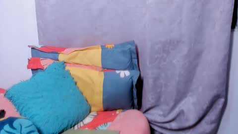 Snapshot of thaimy_ chatting on 11-13-25, 01:59 thaimy_ online show from 11-13-25, 01:59
