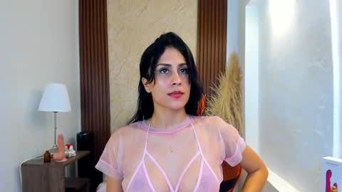 Sweet Thais  online show from 12-16-25, 02:44