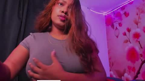 Andreina online show from 10-02-25, 04:52