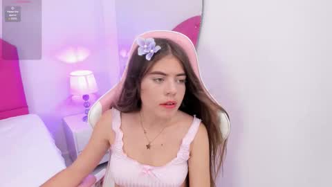 Thalia  online show from 02-25-26, 07:45