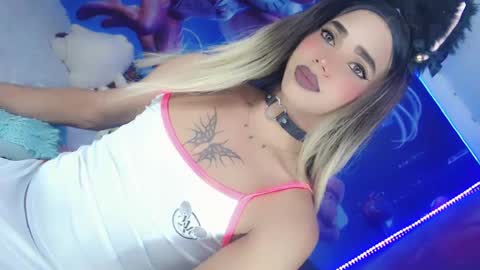 Snapshot of thalia_gil21 chatting on 02-21-25, 08:49 Thalia Girl online show from 02-21-25, 08:49