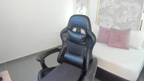 thalia_smielle online show from 08-07-26, 05:09