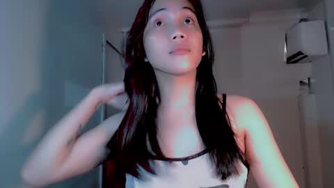 Snapshot of thalia_sunshine chatting on 12-26-24, 01:18 Thalia online show from 12-26-24, 01:18