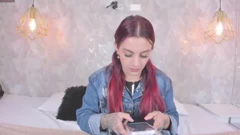 Snapshot of thalira_angels chatting on 07-27-26, 02:24 THALIRA ANGELS online show from 07-27-26, 02:24
