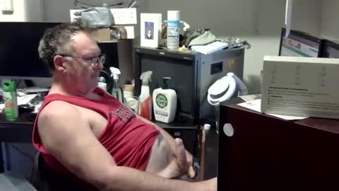 Snapshot of thang5545 chatting on 10-12-25, 11:37 thang5545 online show from 10-12-25, 11:37