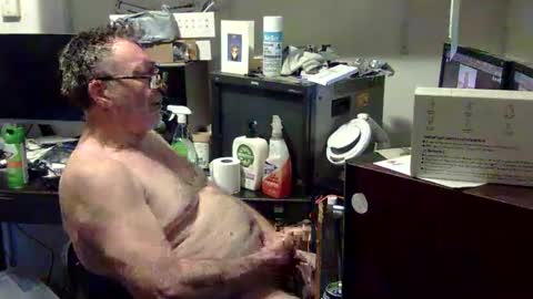 Snapshot of thang5545 chatting on 10-14-25, 01:28 thang5545 online show from 10-14-25, 01:28