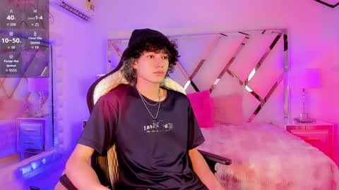 thanier_18 online show from 04-26-26, 07:00