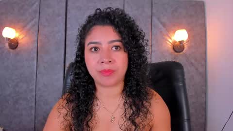 Snapshot of thara_webstter chatting on 06-13-26, 11:52 thara webstter online show from 06-13-26, 11:52