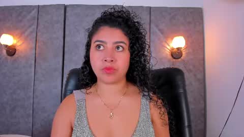 Snapshot of thara_webstter chatting on 06-22-26, 11:40 thara webstter online show from 06-22-26, 11:40