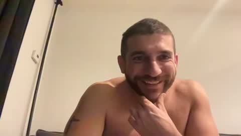 Snapshot of that_one_guy_from_cb chatting on 12-17-24, 06:31 Duke online show from 12-17-24, 06:31