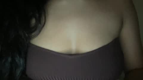 Melanie online show from 10-24-25, 04:09