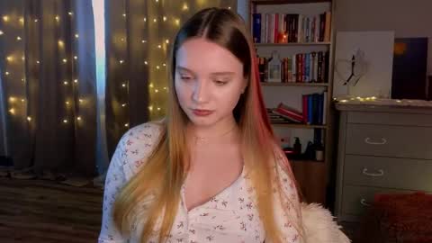 Snapshot of thatonerabbit chatting on 02-12-26, 12:22 Alice online show from 02-12-26, 12:22