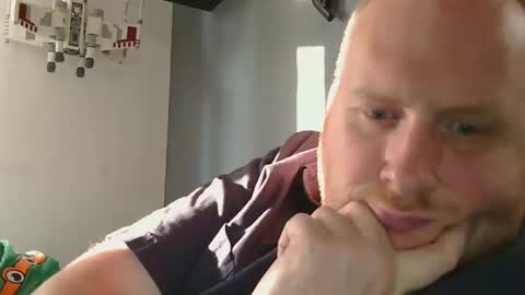 Snapshot of the007146368 chatting on 11-07-25, 01:44 the007146368 online show from 11-07-25, 01:44