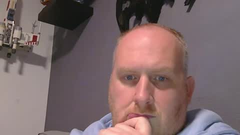 Snapshot of the007146368 chatting on 11-09-25, 09:24 the007146368 online show from 11-09-25, 09:24