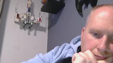 the007146368 online show from 11-18-25, 03:27