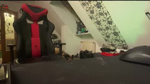 Snapshot of the420duderino chatting on 03-18-26, 03:20 the420duderino online show from 03-18-26, 03:20