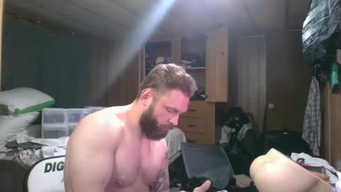 Snapshot of the4stringmotha chatting on 12-04-24, 10:24 BiggerINalaska online show from 12-04-24, 10:24