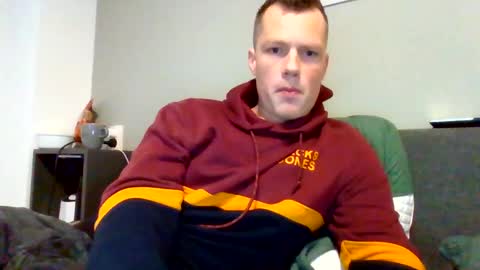 Dennis online show from 12-17-25, 09:04