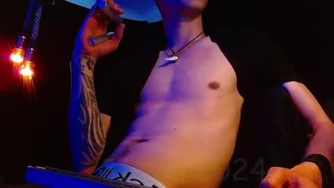 Snapshot of the_anfitrion69 chatting on 12-31-24, 09:28 GIORGGIO online show from 12-31-24, 09:28