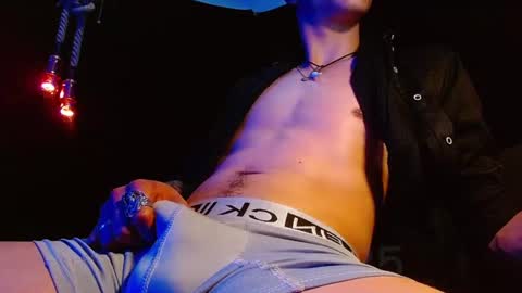 Snapshot of the_anfitrion69 chatting on 01-03-25, 08:00 GIORGGIO online show from 01-03-25, 08:00