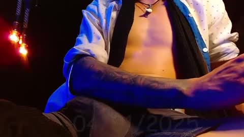 Snapshot of the_anfitrion69 chatting on 01-04-25, 11:17 GIORGGIO online show from 01-04-25, 11:17