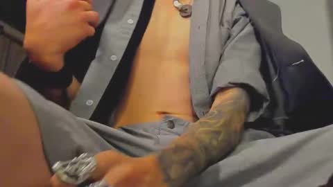 Snapshot of the_anfitrion69 chatting on 02-24-25, 09:53 GIORGGIO online show from 02-24-25, 09:53