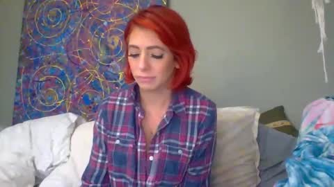 Snapshot of the_beasts2 chatting on 12-15-25, 06:17 the_beasts2 online show from 12-15-25, 06:17