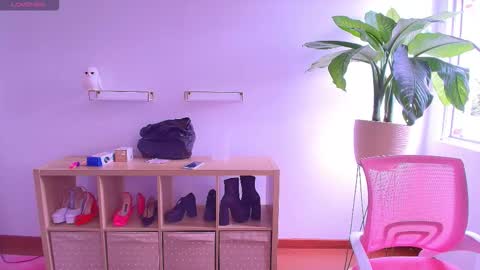 i am Cat  online show from 11-10-25, 06:40