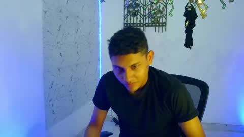 Sean OPry   online show from 10-26-25, 02:23