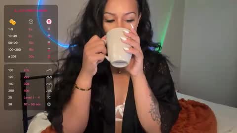 Snapshot of the_dahli_mama chatting on 09-28-25, 01:05 the_dahli_mama online show from 09-28-25, 01:05